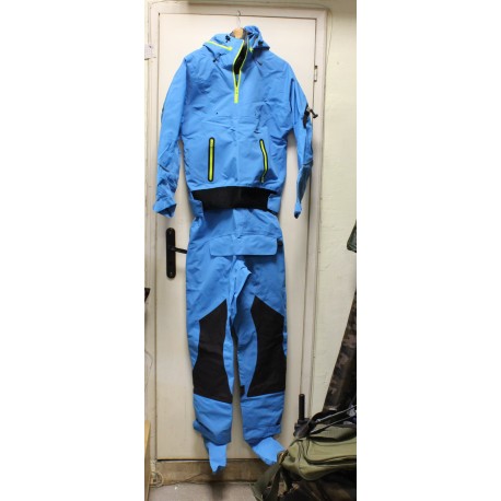 Сух костюм Dry Suit Size M за каяк
